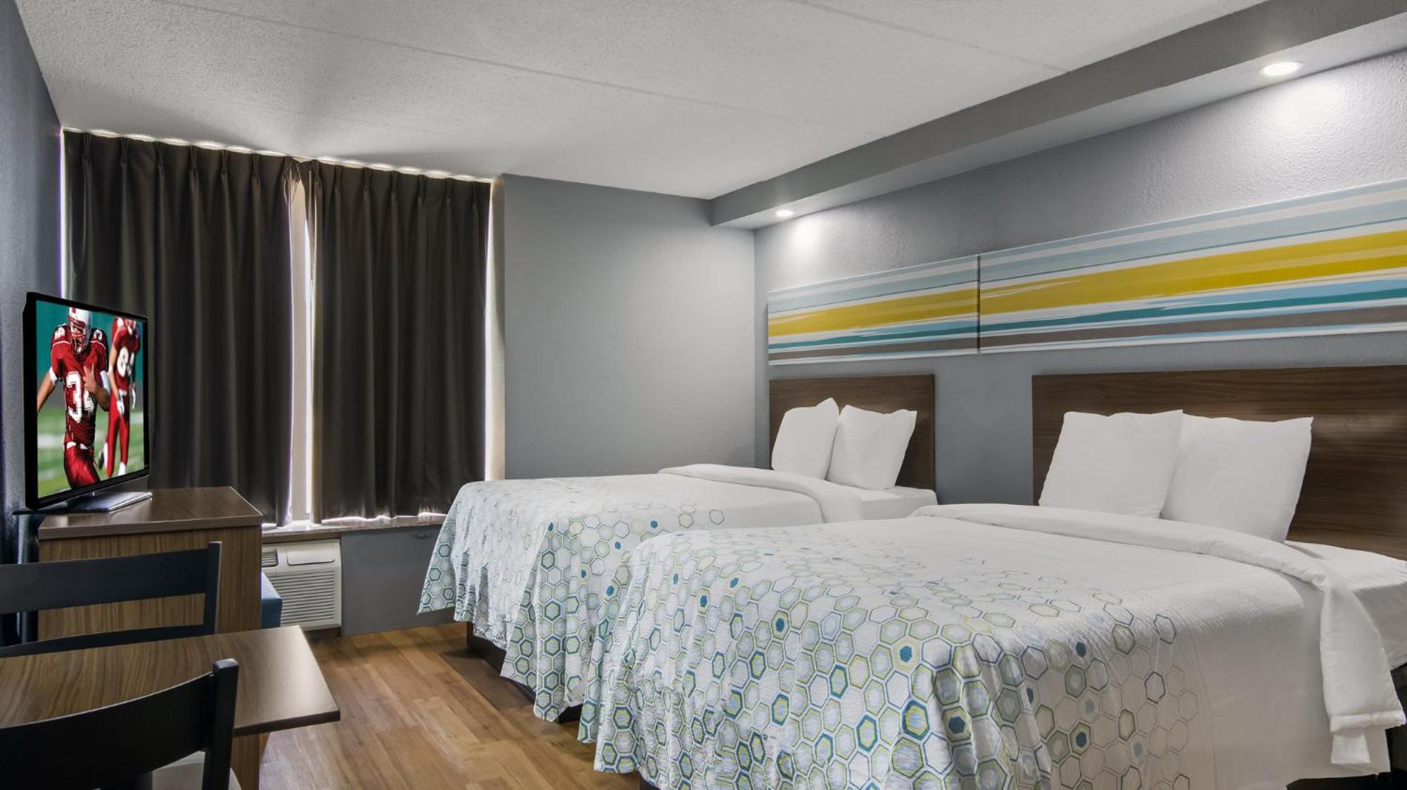 Hometowne Studios By Red Roof And Conference Center Chicago - N Aurora Naperville North Aurora Exterior foto